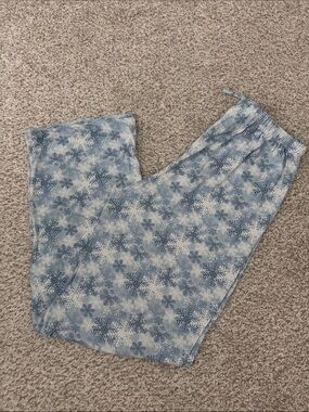 Merry Makers Snowflake Lounge/Pajama Pants